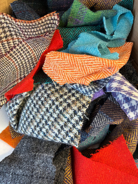 #4 brights & traditional colours 1KG Scrap bag multi size and colour Harris Tweed offcut bundle AS SHOWN IN PIC